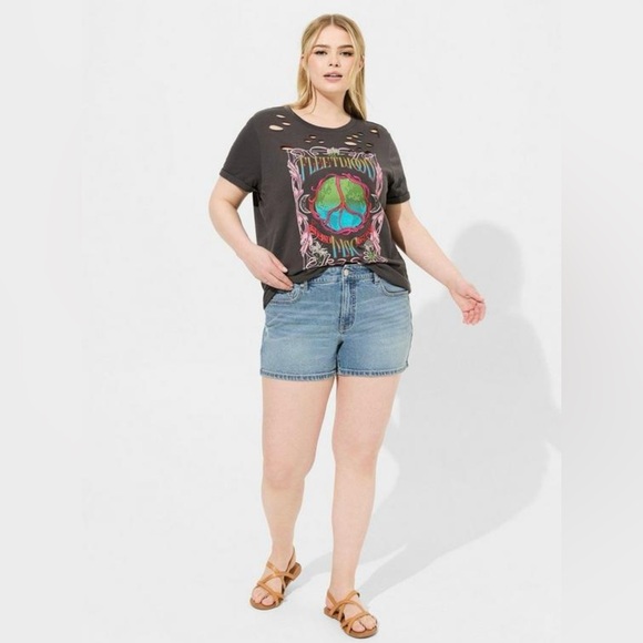 Torrid Fleetwood Mac relaxed fit destructed tunic tee. NWOT - Picture 3 of 6